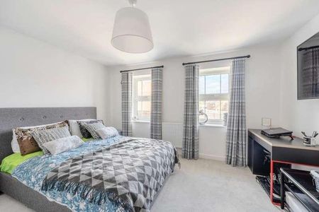 Oak Avenue, Wokingham, RG40 - Photo 3