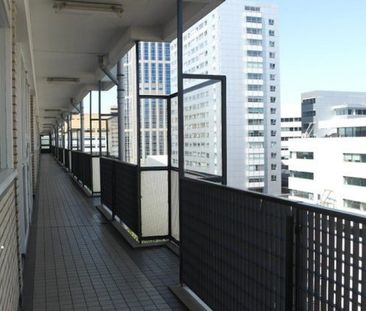 Te huur: Appartement Kruiskade in Rotterdam - Photo 2