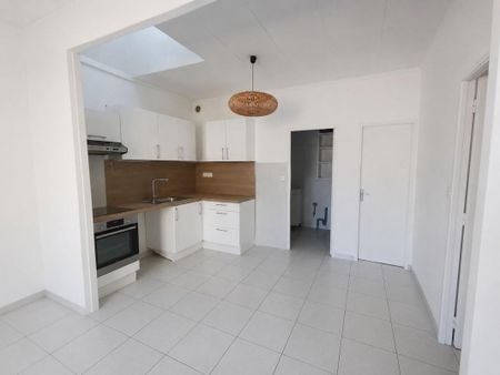Location Appartement 3 pièces 56m² LATTES 34970 - Photo 2