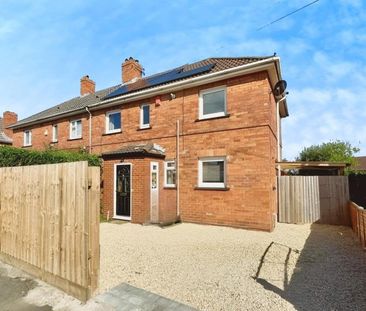 3 bedroom semi-detached house to rent - Photo 3