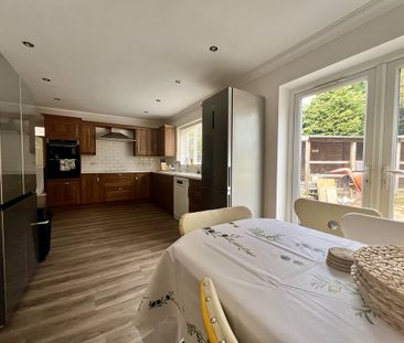 1 bedroom detached house to rent - Photo 3