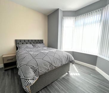 1 bedroom in a house share to rent - Photo 2