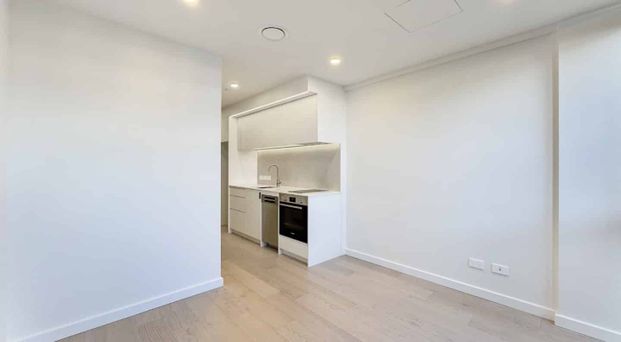 Welcome to apartment 412 in Hyde Lane. - Photo 1