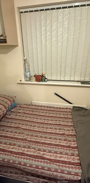 Room in a Shared House, Villiers Close, LU4 - Photo 1