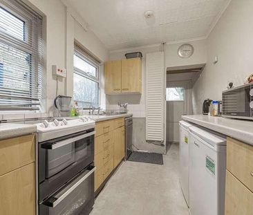 Hersham Road, Walton On Thames, KT12 - Photo 1