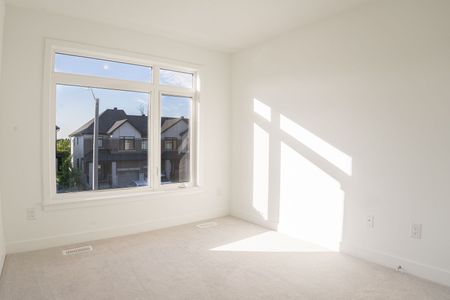 For Lease - 16 NETTLE Crescent, Leitrim, Ontario - Photo 5