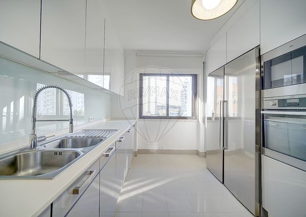 Apartamento T4 em Lisboa