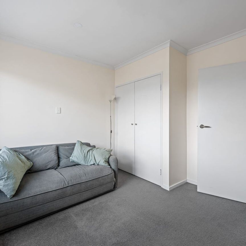 Spacious apartment in Prime Location - Photo 1