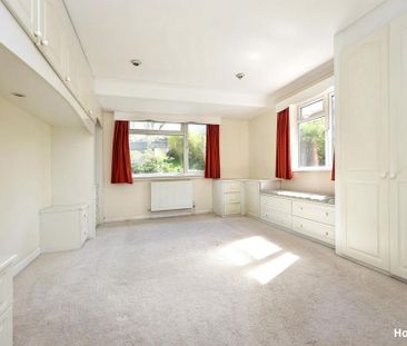 3 bedroom detached house to rent - Photo 4