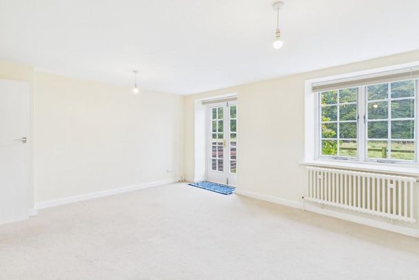 2 bedroom cottage to rent - Photo 1