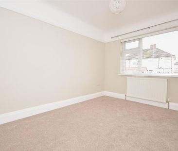 2 bedroom semi-detached house to rent - Photo 5