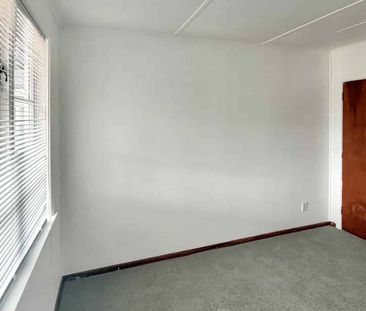 2 Bedrooms - Photo 1