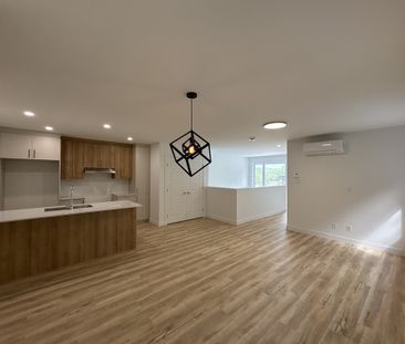 3 1/2 Sherbrooke - Photo 1