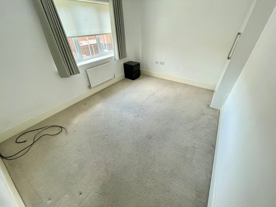 Pond Way, Wymondham - Photo 1