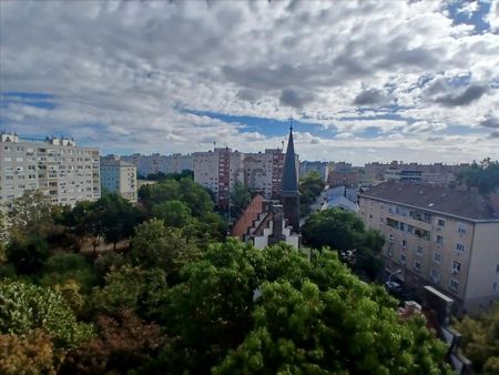 Kiadó újszerű állapotú panel lakás - Budapest III. kerület - Fotó 3