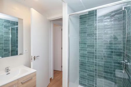 Carrer dEscalante, Valencia, Valencian Community 46011 - Photo 3