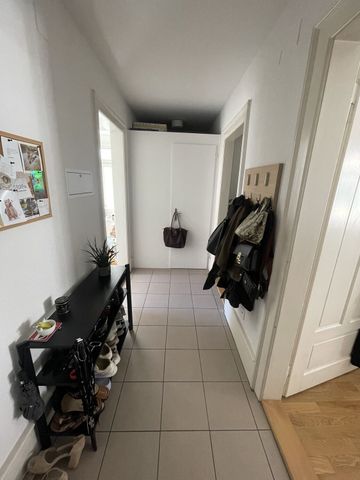 APPARTEMENT 2½ PIÈCES À BIEL/BIENNE (BE), MEUBLÉ, DURÉE DÉTERMINÉE - Photo 5