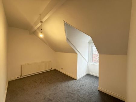 4 bedroom terraced house to rent - Photo 3