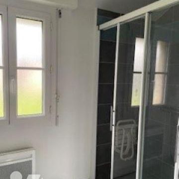 A LOUER MAISON CENTRE LA GUERCHE DE BRETRAGNE - Photo 3