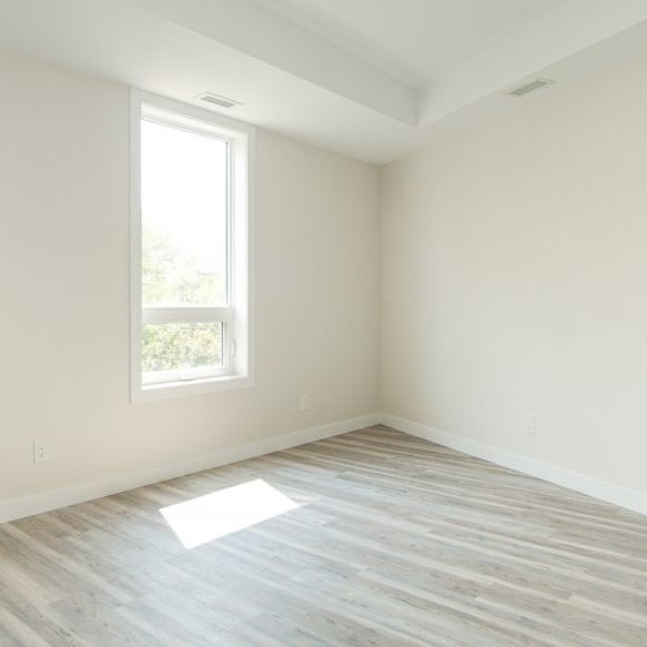 206-18 Picardy Place, Winnipeg, MB - Photo 1