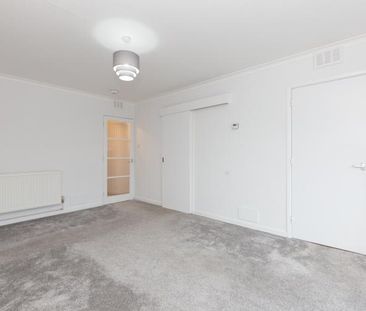 2 bedroom detached bungalow to rent - Photo 1