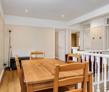 Neale Close Hampstead Garden Suburb N2 - Photo 4