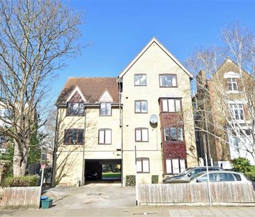 The Grove, Isleworth, Middlesex, TW7 - Photo 6