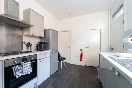 2 bedroom property to rent - Photo 5