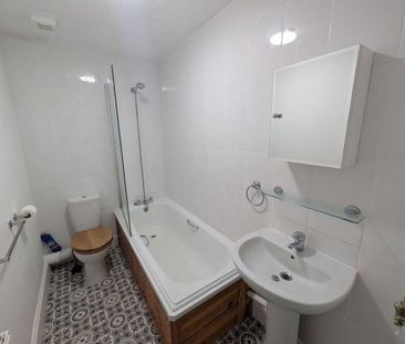 3 bedroom house to rent - Photo 2