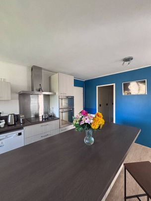 82m² 3 chambres place de parking meublé équipé - Photo 1