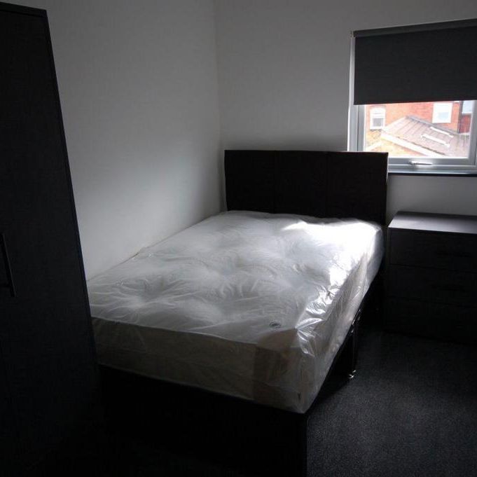 5 bedroom house to rent - Photo 1