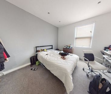 5 Bed - Sackville Street, Woodhouse, Leeds - Photo 3