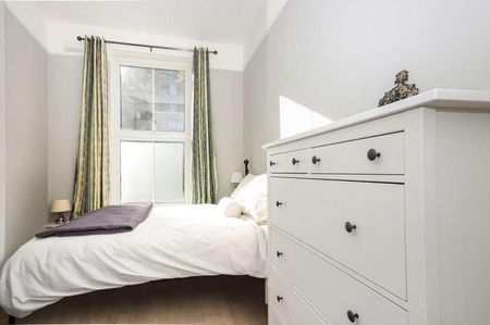 Harrow Road, London, W9 - Photo 3