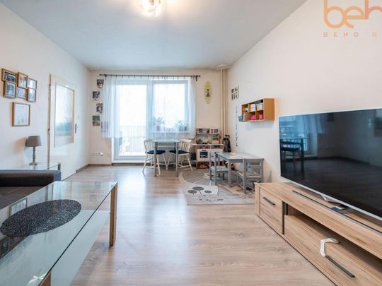 Pronájem bytu 2+1 52 m2 - Photo 1