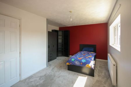 Vale View, Nuneaton, CV10 - Photo 5