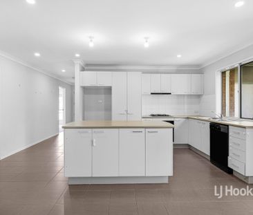 17 Palmer Parade, Derrimut VIC, Belconnen - Photo 6