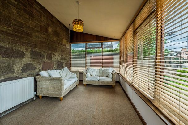 5 bedroom detached house to rent - Photo 1