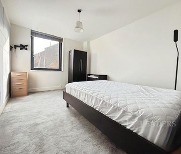 2 bedroom flat to rent - Photo 6