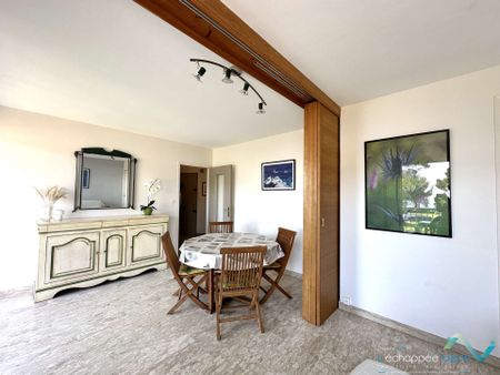 Appartement climatisé pour 4 personnes avec vue mer et plage privée à Carqueiranne - Photo 3