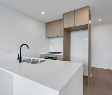 STUNNING 1 BED, 1 BATH APARTMENT IN IVANHOE GARDENS! - Photo 2