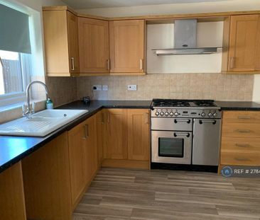 3 bedroom terraced house to rent - Photo 5