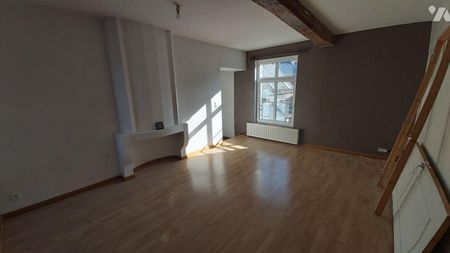APPARTEMENT A LOUER LIBRE AU 1ER MAI 2019 SOLRE LE CHATEAU PLACE VERTE (Derrière l'église) Au... - Photo 2