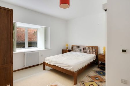 2 Bed Flat - Photo 4