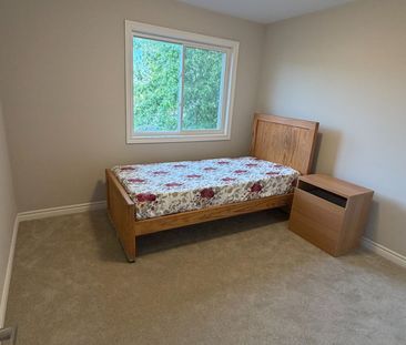 For Lease - 103 Mclaughlin Street, Welland, Ontario - Photo 5