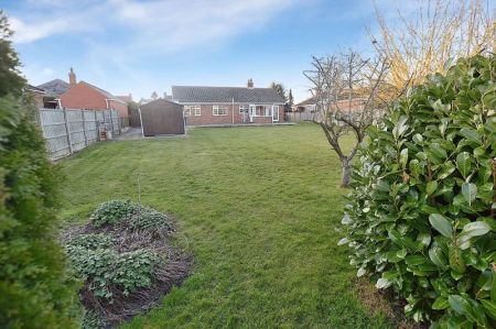 64 High Street, - Photo 5