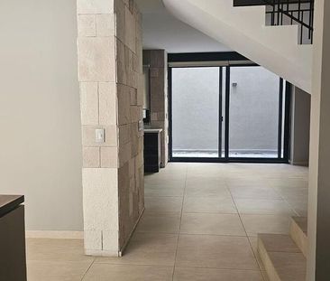 CASA EN RENTA EN VILLAS CARRIEDO - CON MINI SPLITS - Photo 1