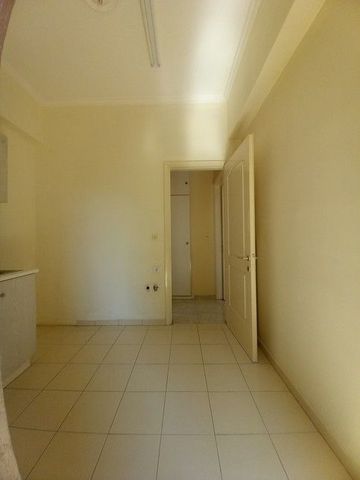 Studio/Γκαρσονιέρα για ενοικίαση Αγυιά (Πάτρα) - Photo 3