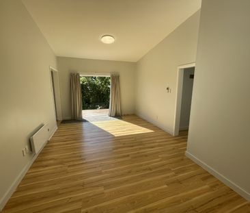 Private Miramar Retreat with Sleepout - Photo 4