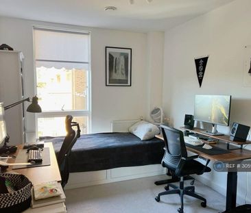 2 bedroom flat to rent - Photo 3
