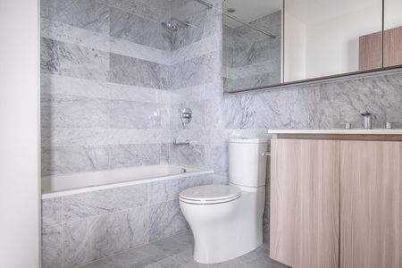 For Lease - 17 Bathurst Street Unit# 1815, Toronto, Ontario - Photo 3